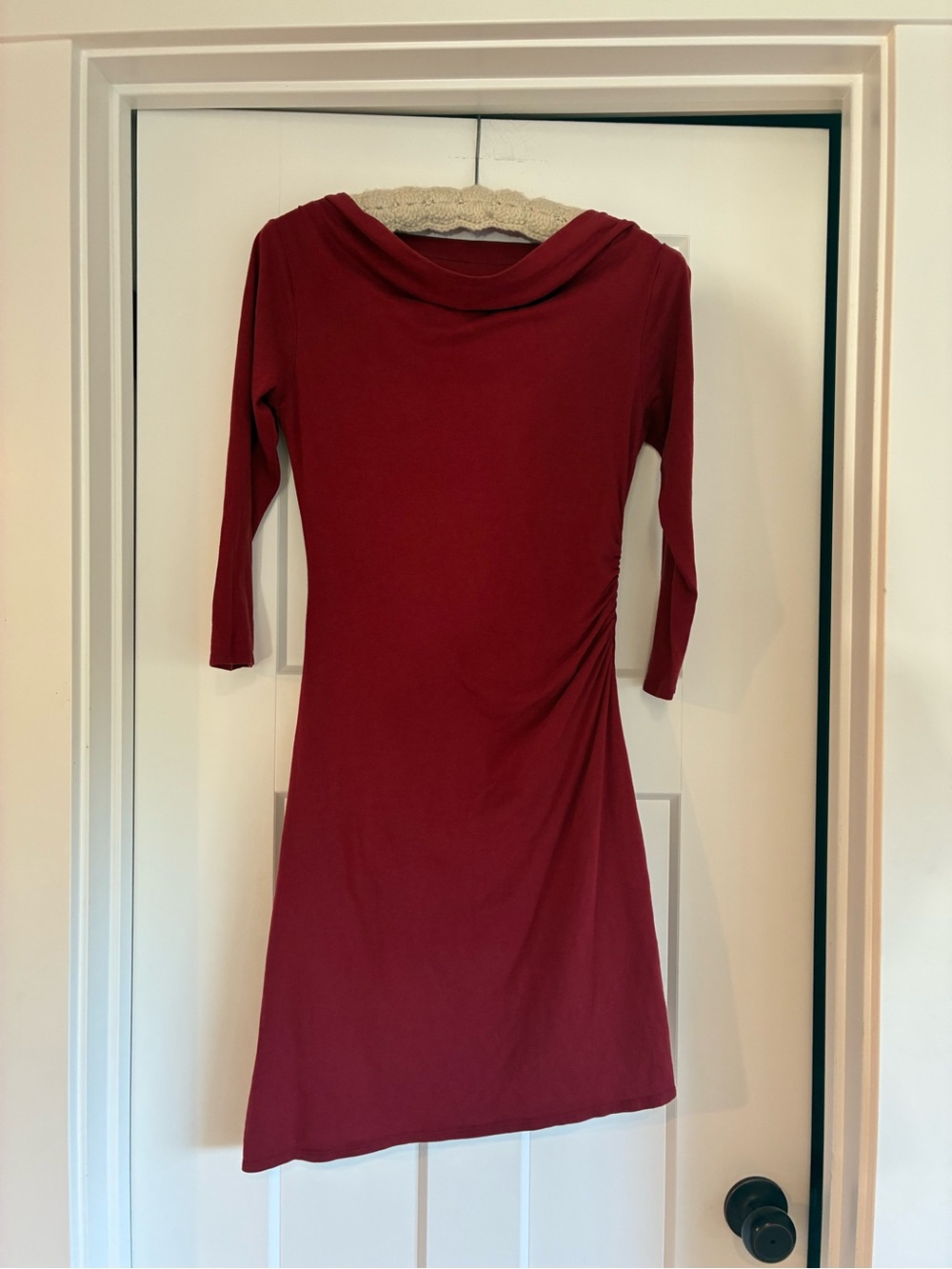 Patagonia Red Long Sleeve Mini Dress Boatneck Fitted XS Cotton Stretch Asymmetry